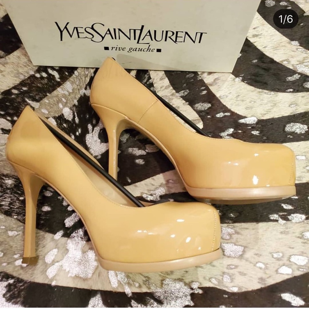 Saint Laurent Tribtoo Patent Leather Nude Pumps